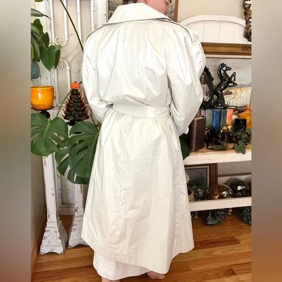 Vintage British Mist Pearlized Ivory Trench Rain Coat With Shell Buttons 6P - Picture 3 of 10